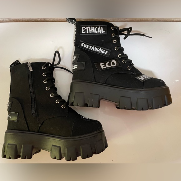 Like New -New Rick Brand Black Eco Vegan Black Mili Boots, Size Euro 39 - Picture 3 of 7